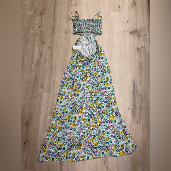 NWT RESA Floral Maxi Dress with Adjustable Straps - Picture 4 of 6
